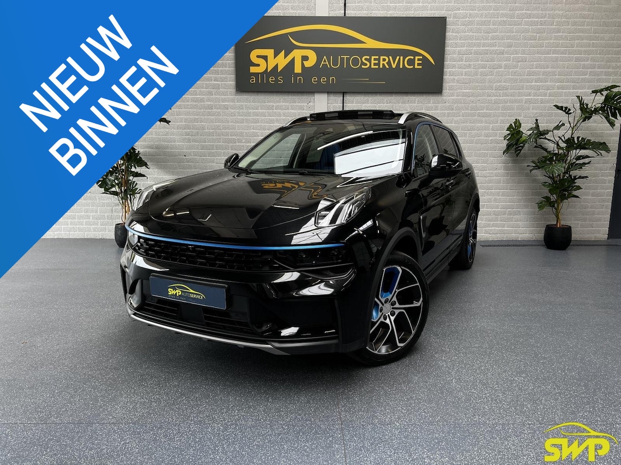 Lynk & Co 01 - 1.5 | PHEV | Zwart | Pano | 360 - AutoWereld.nl