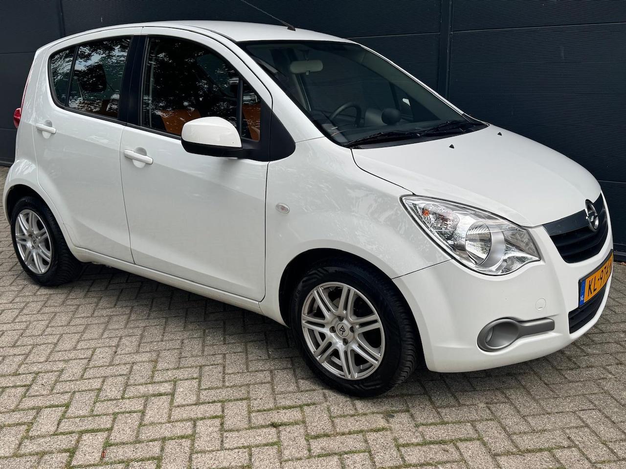 Opel Agila - 1.0 Essentia Airco - AutoWereld.nl