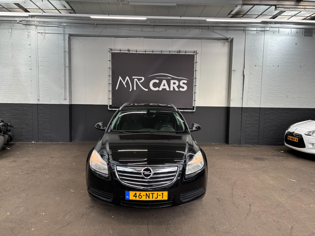 Opel Insignia Sports Tourer - 1.8 Edition Navi/Airco/Cruise Control - AutoWereld.nl