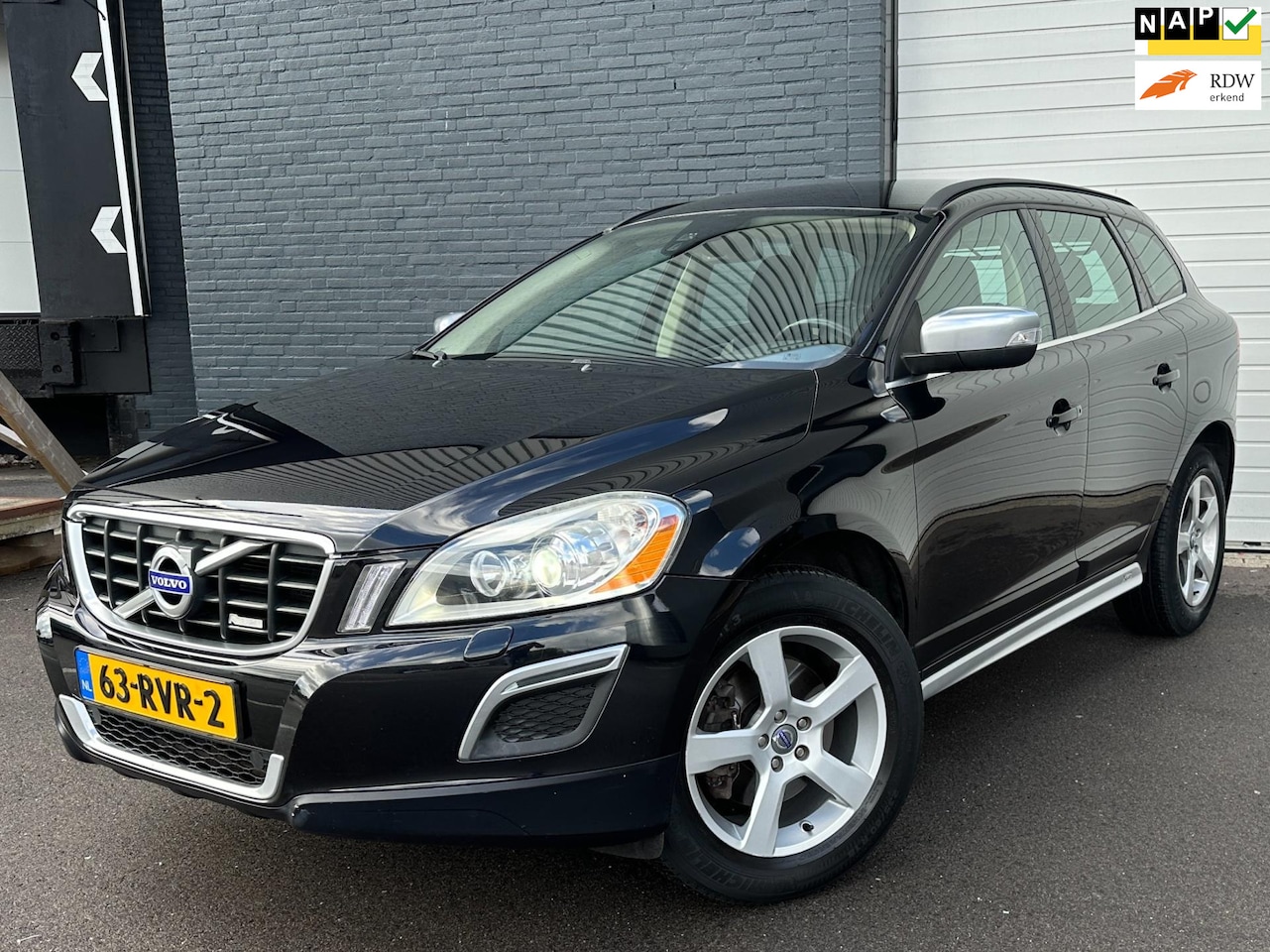 Volvo XC60 - 2.0T R-Design DEALERONDERHOUDEN-AUTOMAAT-ORGNL - AutoWereld.nl