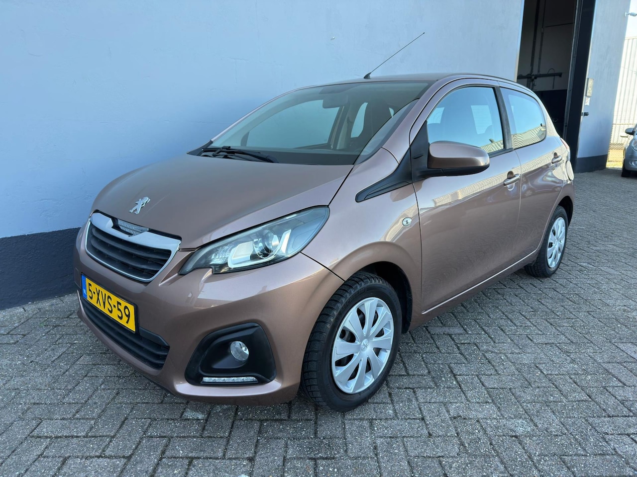 Peugeot 108 - 1.0 e-VTi Active 5-Deurs - Airco - AutoWereld.nl