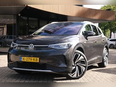 Volkswagen ID.4 - First 77 kWh/ACC/Camera/Winterpakket/Trekhaak/1e Eigenaar