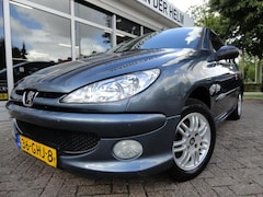 Peugeot 206 - 1.4 Forever