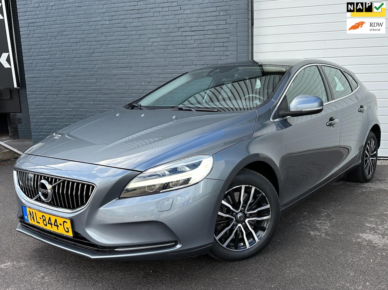 Volvo V40 - 1.5 T2 Nordic+ AUTOMAAT-PANO-DEALERONDERHOUDEN - AutoWereld.nl