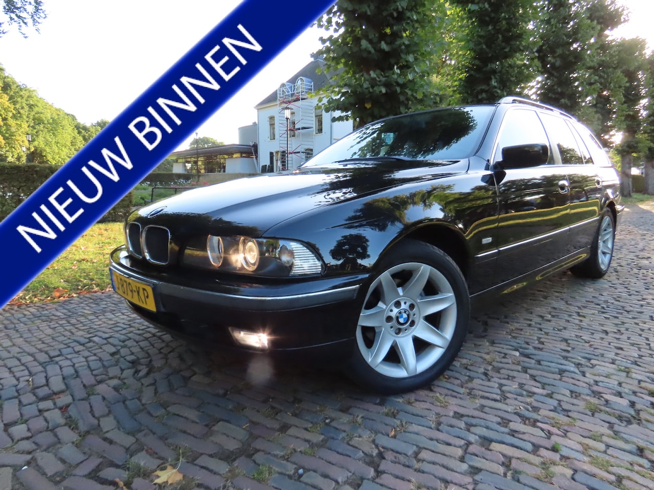 BMW 5-serie Touring - 520i Executive Ecc Schuifkanteldak Xenon Stoelverwarming Pdc LM Velgen ***Youngtimer***Apk - AutoWereld.nl