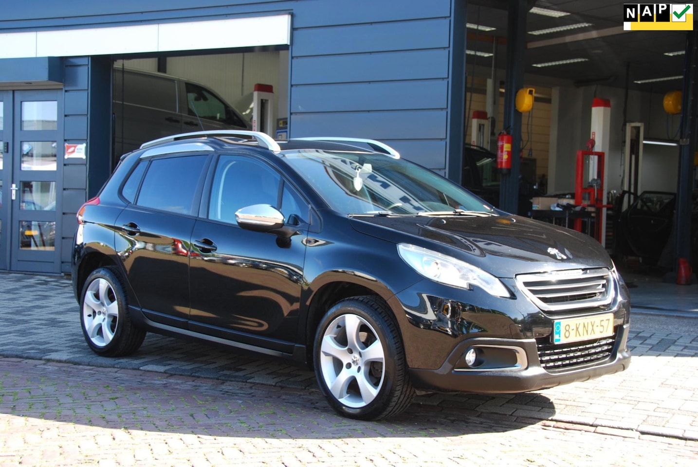 Peugeot 2008 - 1.6 VTi Active 1.6 VTi Active - AutoWereld.nl