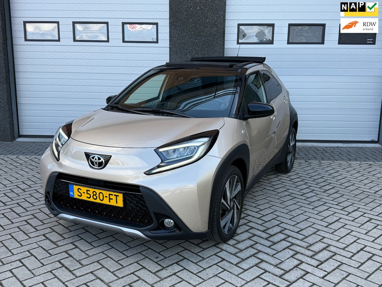 Toyota Aygo X - 1.0 VVT-i S-CVT Envy AUTOMAAT/LED/CARPLAY/JBL - AutoWereld.nl