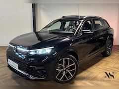 Volkswagen Tiguan - 1.5 eTSI R-Line Edition PANO KEYLESS