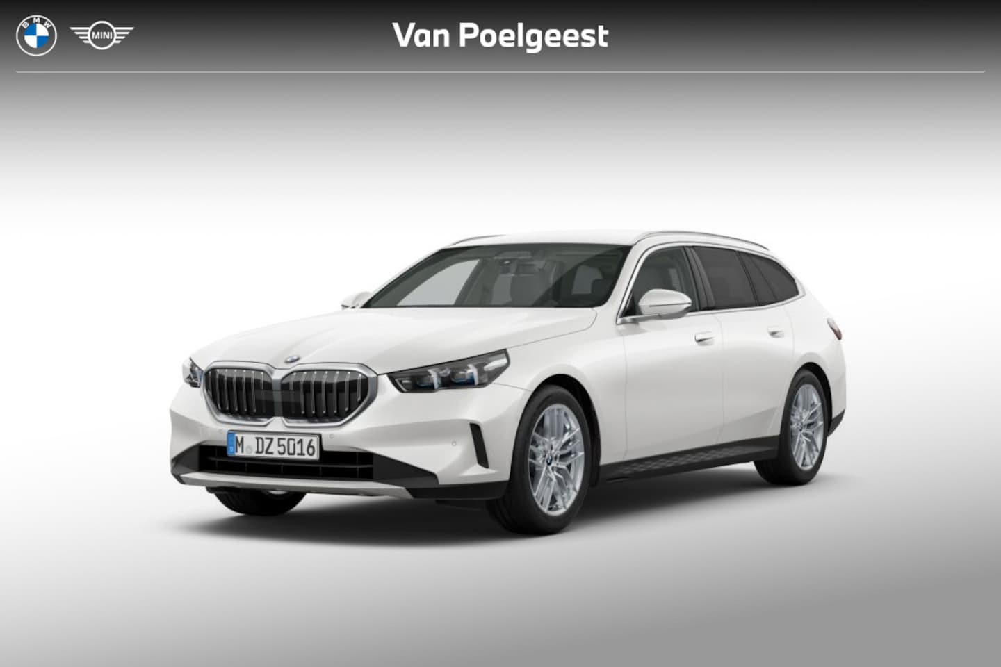 BMW 5-serie Touring - 520i | Comfort Pack | Stuurwielrand verwarmd | Trekhaak | Driving Assistant Plus - AutoWereld.nl