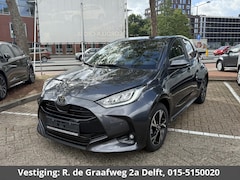 Toyota Yaris - 1.5 Hybrid Dynamic Luxury | Stuur- & Stoelverwarming | Camera | Dode hoek detectie | Parke