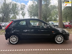 Ford Fiesta - 1.6-16V Sport AIRCOLEDERINRUILKOOPJE
