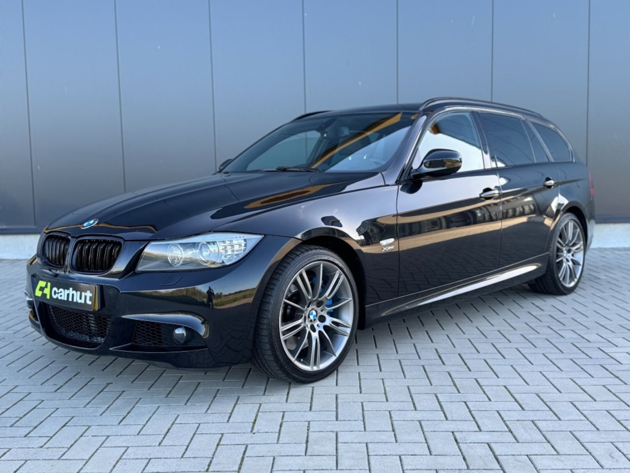 BMW 3-serie - 335XI M pakket, Pano, M sport leder, trekhaak - AutoWereld.nl