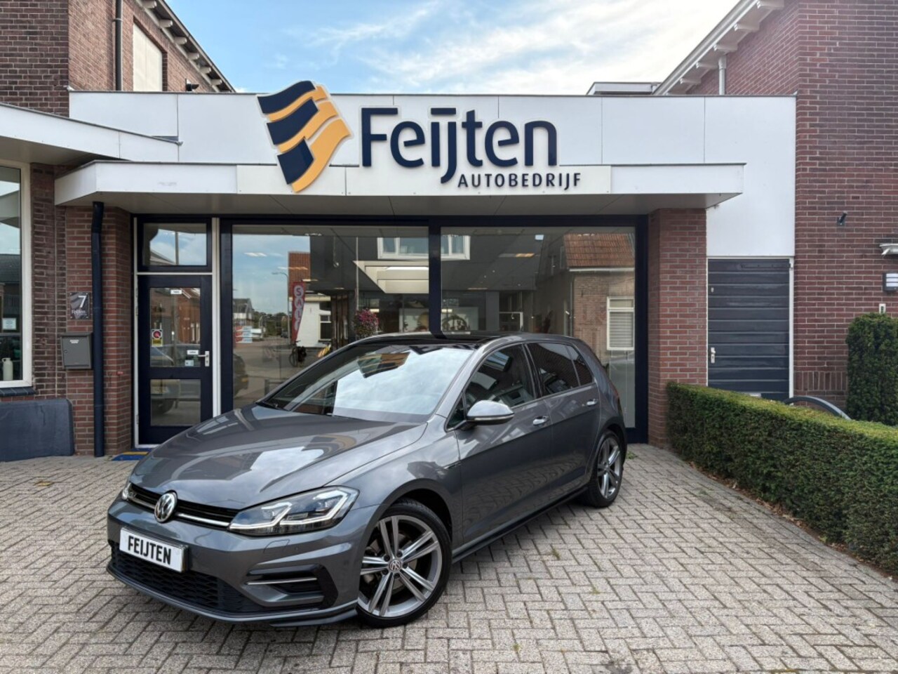 Volkswagen Golf - 1.5 TSI Highline Business R 1.5 TSI Highline Business R - AutoWereld.nl