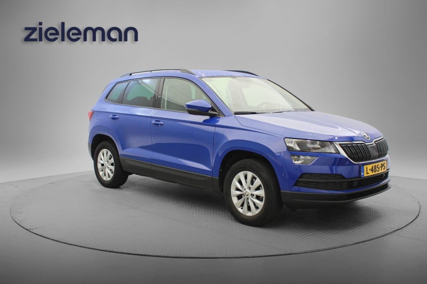 Skoda Karoq - 1.0 TSI Business Edition - Carplay, Cruise, Trekhaak, Stoelverw. - AutoWereld.nl