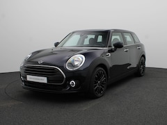 MINI Clubman - One Chili Business + Connected Navigation Pakket + LED + PDC + 17''