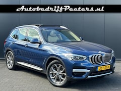 BMW X3 - xDrive30e 1e eig. P-dak E.trekhaak Carplay LED Sportstoel L-Cockpit Sfeerlicht