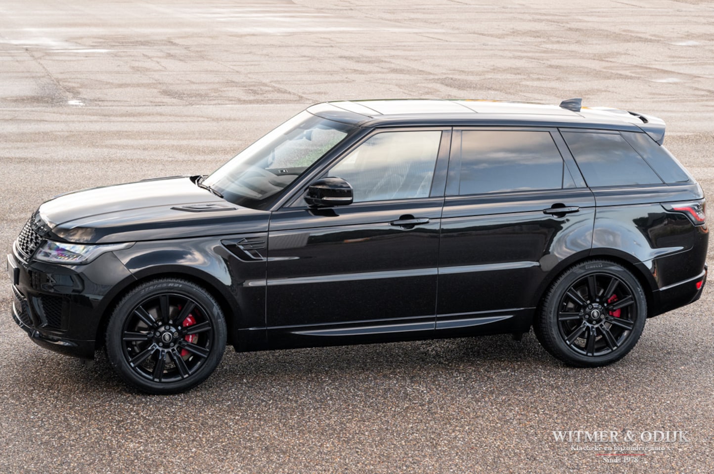 Land Rover Range Rover Sport - 2.0 P400e HSE Triple Black, Panodak - AutoWereld.nl
