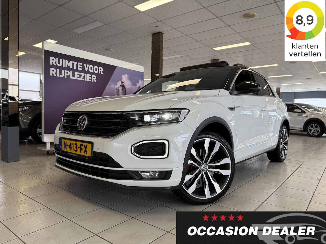 Volkswagen T-Roc - 1.5 TSI DSG 150PK Sport R *LM19*PANO*TREKHAAK*NAVI - AutoWereld.nl