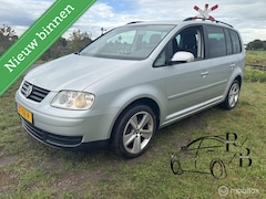 Volkswagen Touran - 1.6 Trendline AIRCO NAVI 7-PERSOONS