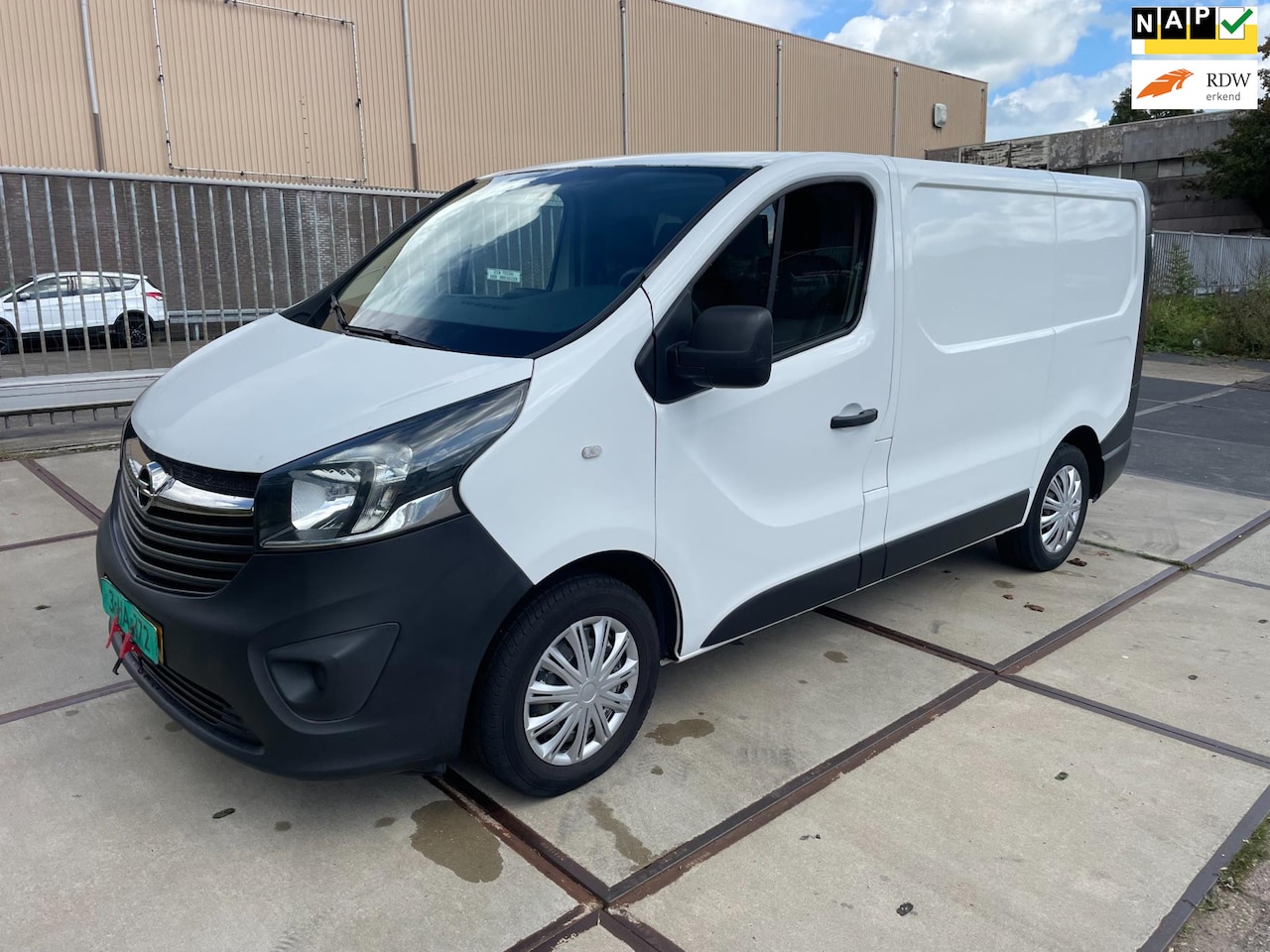 Opel Vivaro - 1.6 CDTI L1H1 Edition!AIRCO!ELECKTRISH RAAM&ELECKTRISH SPIEGEL!BANDEN GOED!EURO5!APK:23-04 - AutoWereld.nl