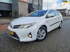 Toyota Auris Touring Sports - 1.8 Hybrid Dynamic GARANTIE