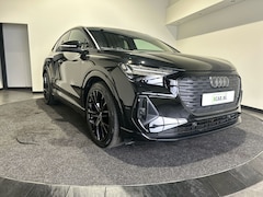 Audi Q4 Sportback e-tron - 40 Launch edition S Competition 77 kWh | Black on Black | Trekhaak wegklapbaar