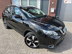 Nissan Qashqai - 1.2 N-Connecta / Pano / Navi / 360 camera / Cruise / Trekhaak / PDC / NAP