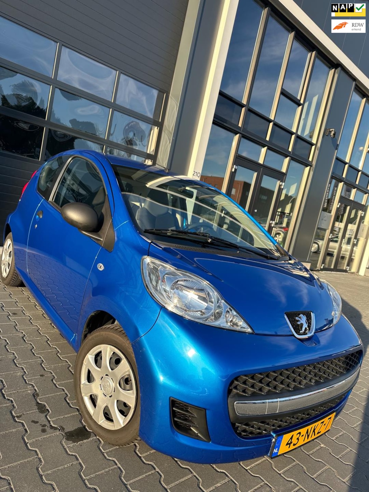 Peugeot 107 - 1.0-12V XR 1.0-12V XR - AutoWereld.nl