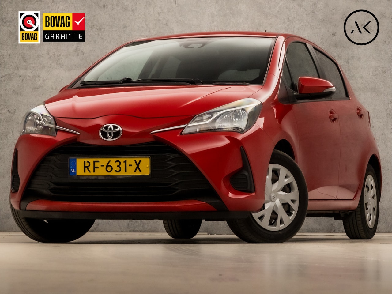 Toyota Yaris - 1.0 VVT-i Sport (AIRCO, BLUETOOTH, ELEK RAMEN, GETINT GLAS, SPORTSTOELEN, MULTIFUNCTIONEEL - AutoWereld.nl