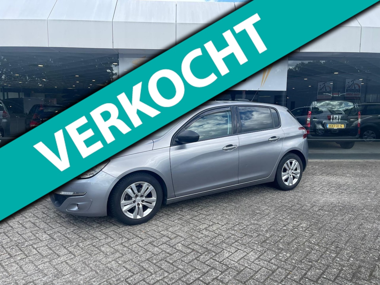 Peugeot 308 - 1.2 PureTech Blue Lease Premium 1.2 PureTech Blue Lease Premium - AutoWereld.nl