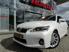 Lexus CT 200h - Hybrid 136pk Luxury Line, eerste eigenaar, dealer onderhouden