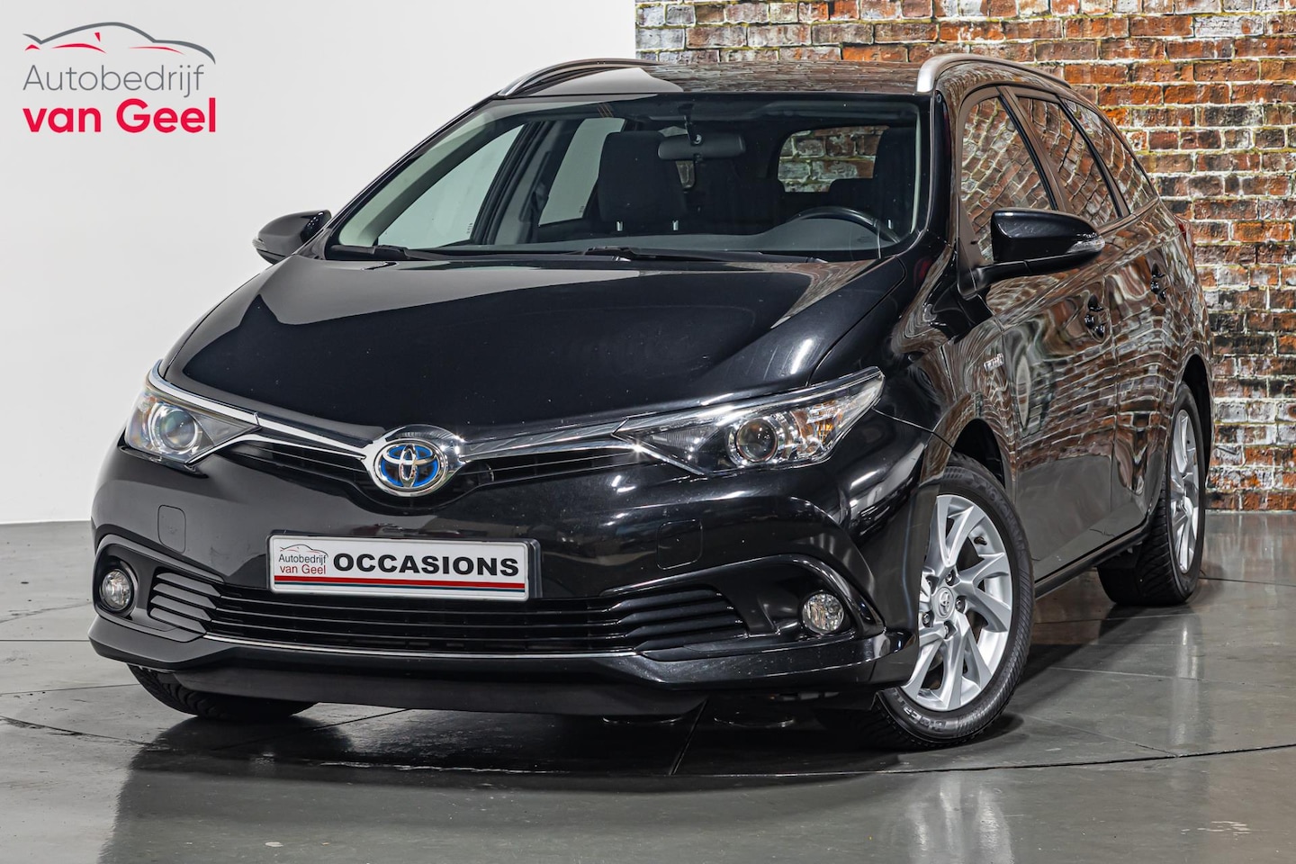 Toyota Auris - 1.8 Hybrid Lease Pro I Achteruitrij camera I Cruise controle - AutoWereld.nl
