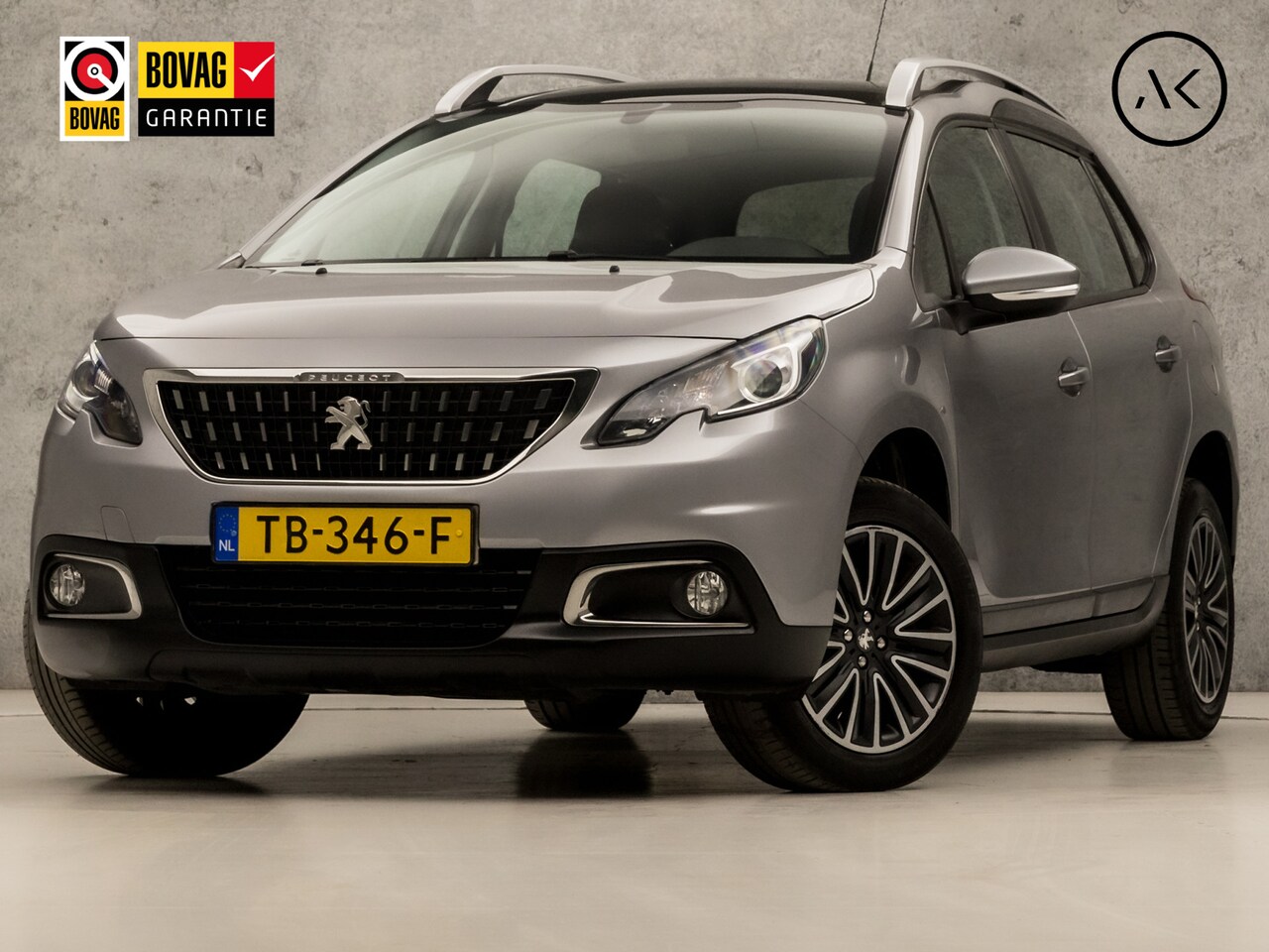 Peugeot 2008 - 1.2 PureTech Sport (PANORAMADAK, APPLE CARPLAY, NAVIGATIE, LM VELGEN, SPORTSTOELEN, PARKEE - AutoWereld.nl