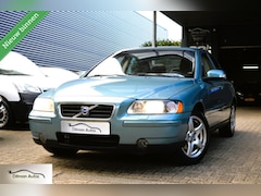 Volvo S60 - 2.4 Edition I Automaat|Cruise|Airco|NapTrekhaak