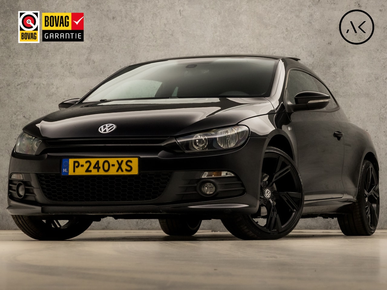 Volkswagen Scirocco - 1.4 TSI R-Line Sport (SCHUIFDAK, NAVIGATIE, CLIMATE, STOELVERWARMING, SPORTSTOELEN, PARKEE - AutoWereld.nl