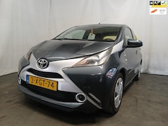 Toyota Aygo - 1.0 VVT-i x-play - Airco - Achter Schade - Glas Breuk