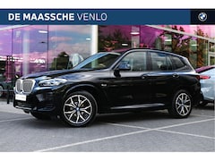 BMW X3 - xDrive30e High Executive M Sport Automaat / Panoramadak / Trekhaak / Sportstoelen / Achter