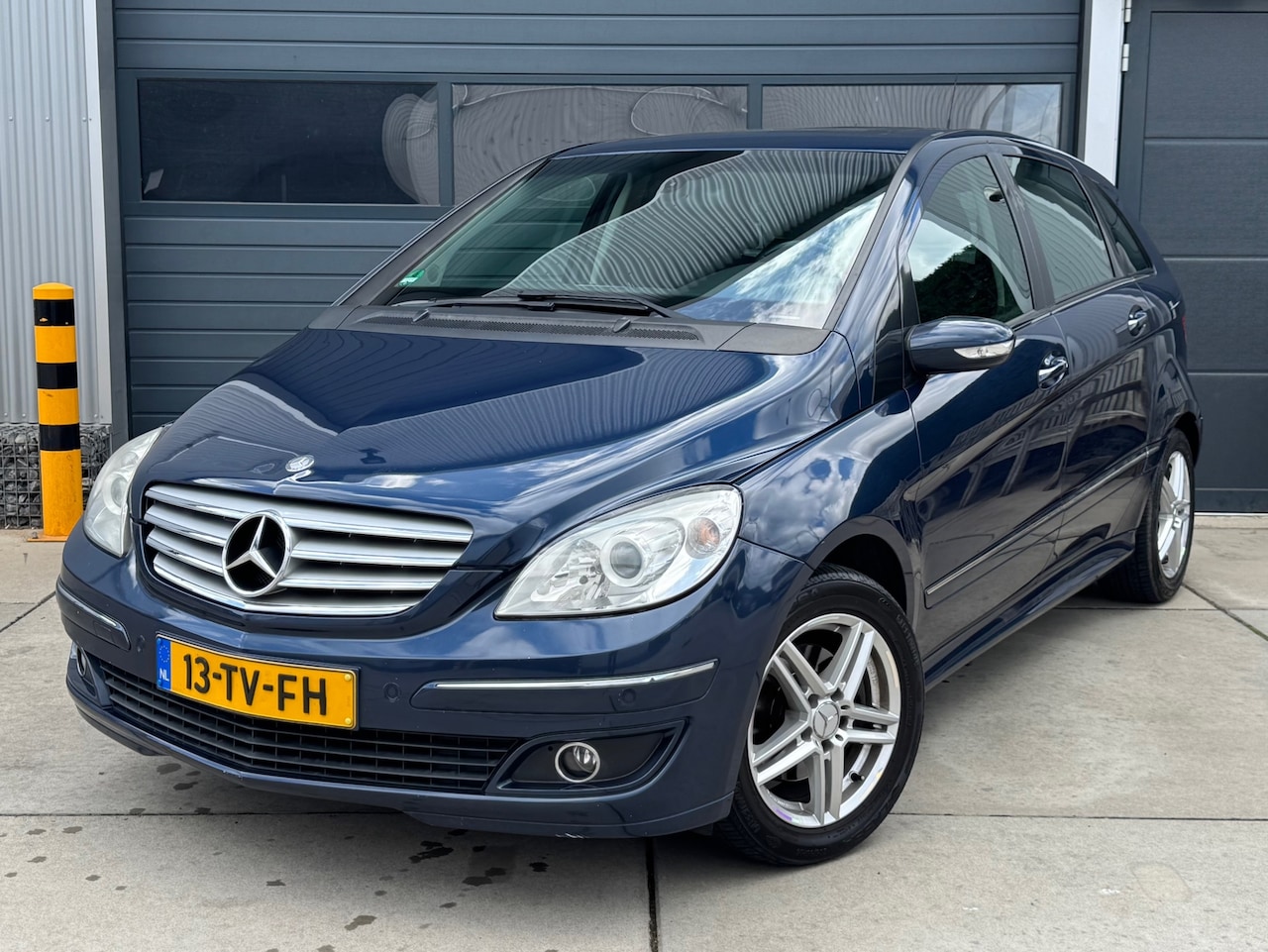 Mercedes-Benz B-klasse - 200 AUT / CLIMA / CRUISE / TREKHAAK / PDC - AutoWereld.nl