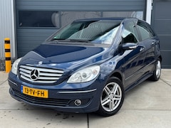 Mercedes-Benz B-klasse - 200 AUT / CLIMA / CRUISE / TREKHAAK / PDC