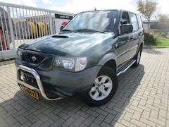 Nissan Terrano - 2.4 Sport, 4WD, Airco