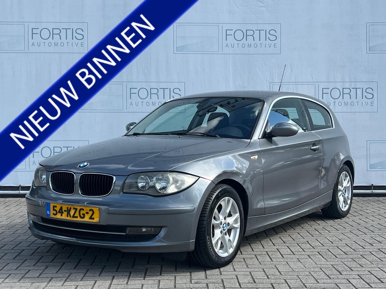BMW 1-serie - 118i Business Line NL AUTO | AIRCO | LEES TEKST | - AutoWereld.nl