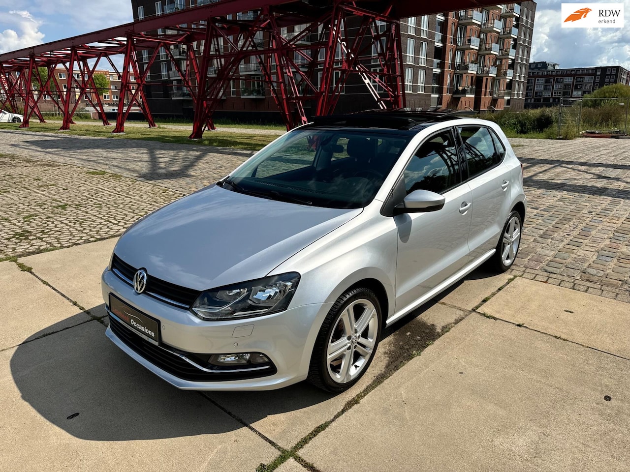 Volkswagen Polo - 1.2 TSI Highline Volle Auto! PANO|CRUISE|CLIMA|BT|PDC|STOELVERW|R17 - AutoWereld.nl