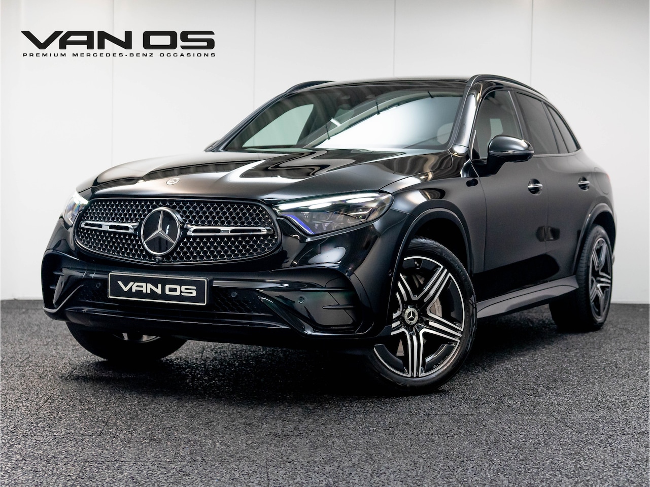 Mercedes-Benz GLC-klasse - GLC 300e 4MATIC AMG Line | Nappaleer | NIGHT | Trekhaak - AutoWereld.nl