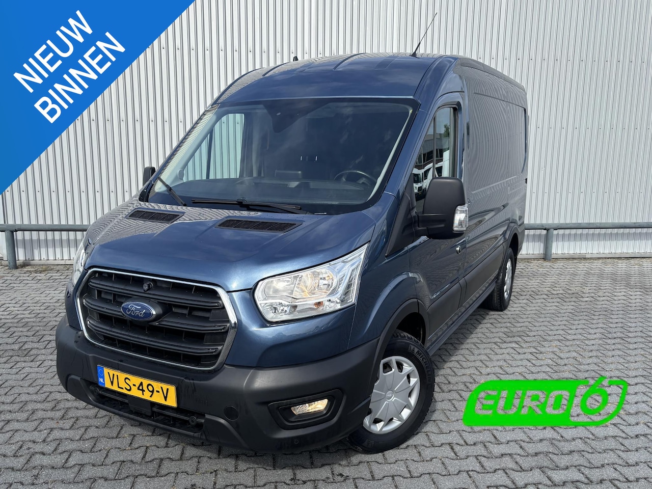 Ford Transit - 330 2.0 TDCI L2H2*ECC*NAVI*CAM*HAAK*STOELVERWARM.* - AutoWereld.nl