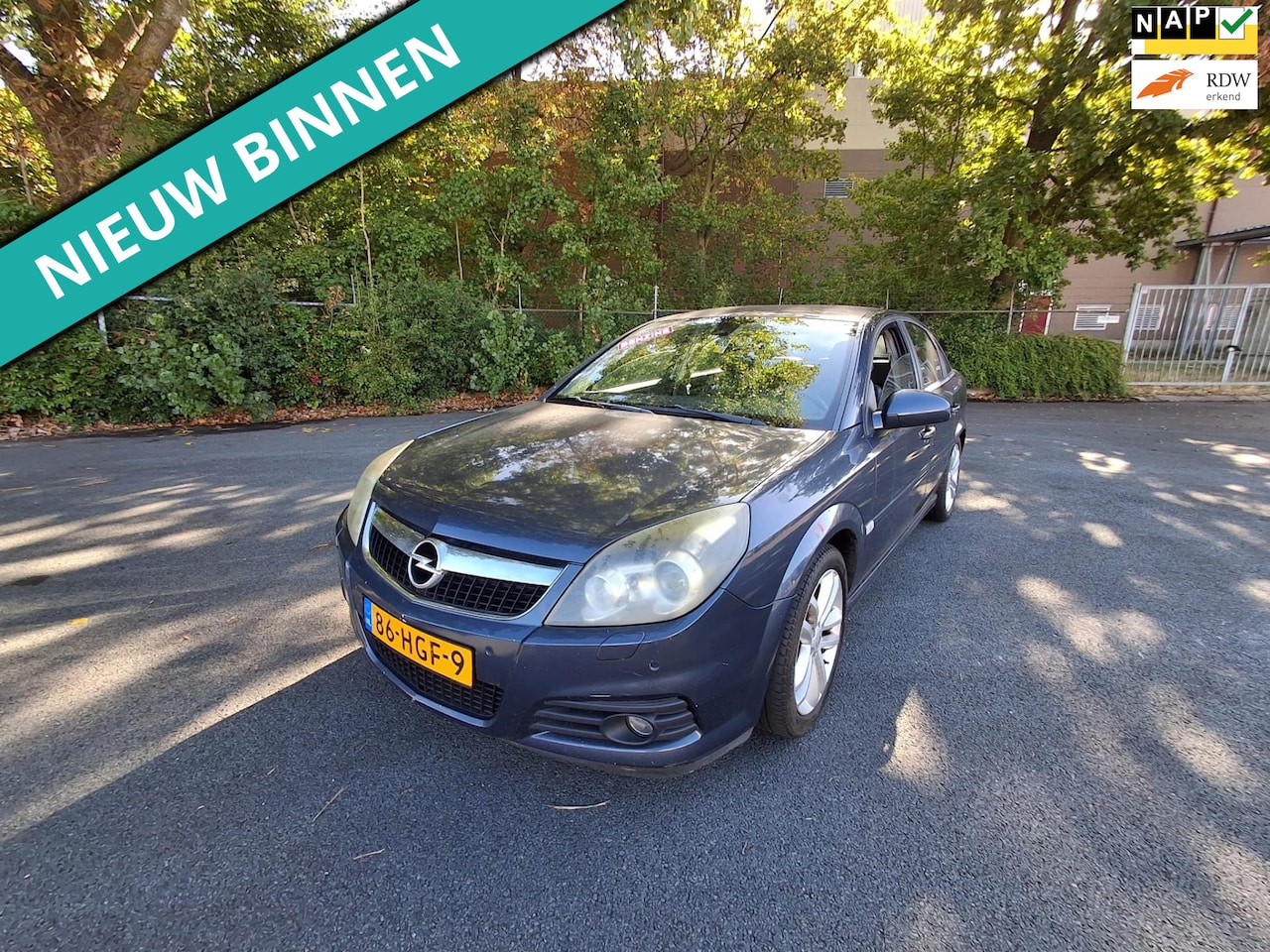 Opel Vectra GTS - 2.2-16V Executive LEUKE AUTO RIJDT EN SCHAKELT GOED - AutoWereld.nl