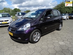 Honda Jazz - 1.4 LS ECC/LMV/TREKHAAK