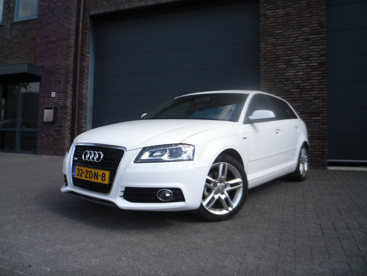 Audi A3 Sportback - 1.2 TFSI S Edition Onderhoud boekje aanwezig - AutoWereld.nl