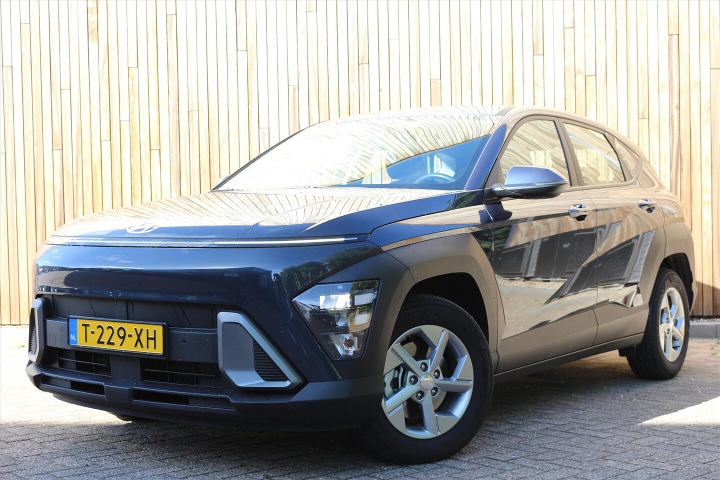 Hyundai Kona - 1.6 GDI HEV 141pk DCT Comfort RIJKLAAR - AutoWereld.nl