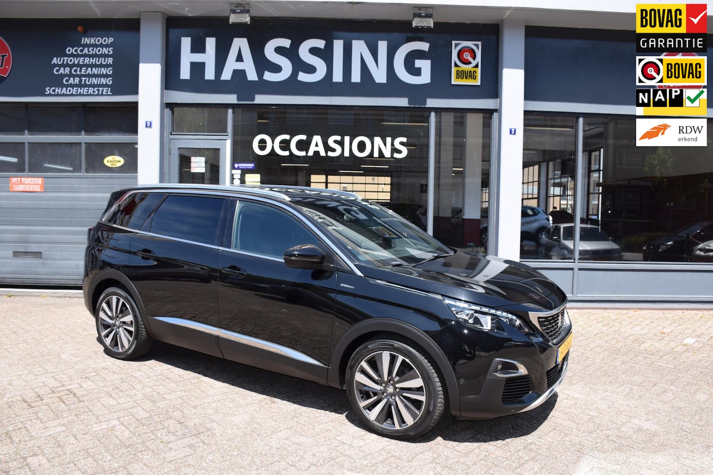 Peugeot 5008 - 1.6 e-THP GT-Line 1.6 e-THP GT-Line, 7persoons, Pano, Camera rondom, Leer, Head-up, Apple Carplay, Xenon-Led - AutoWereld.nl