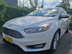 Ford Focus - 2.0 Automaat Leder Camera Unieke Auto